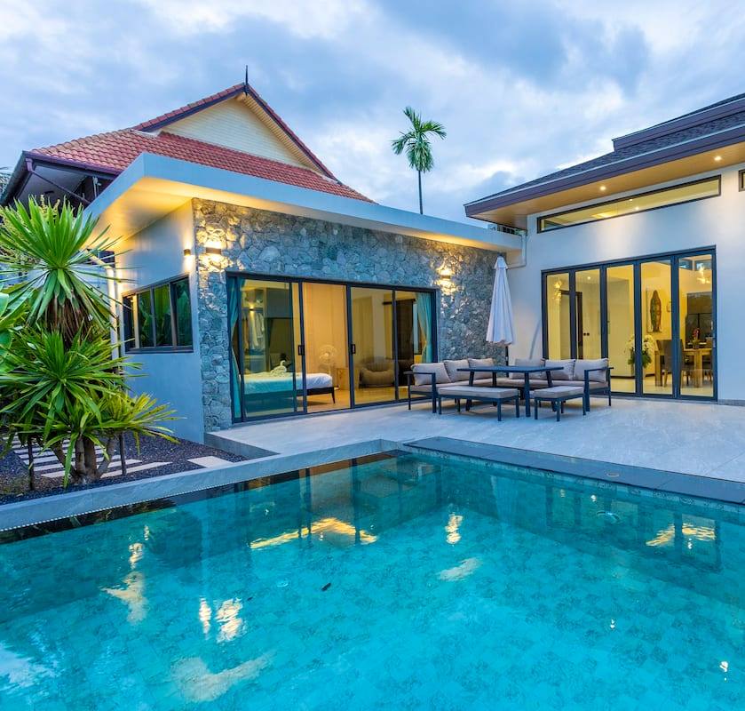 3B Brand New Luxury Villa Large Pool Rawai #v105