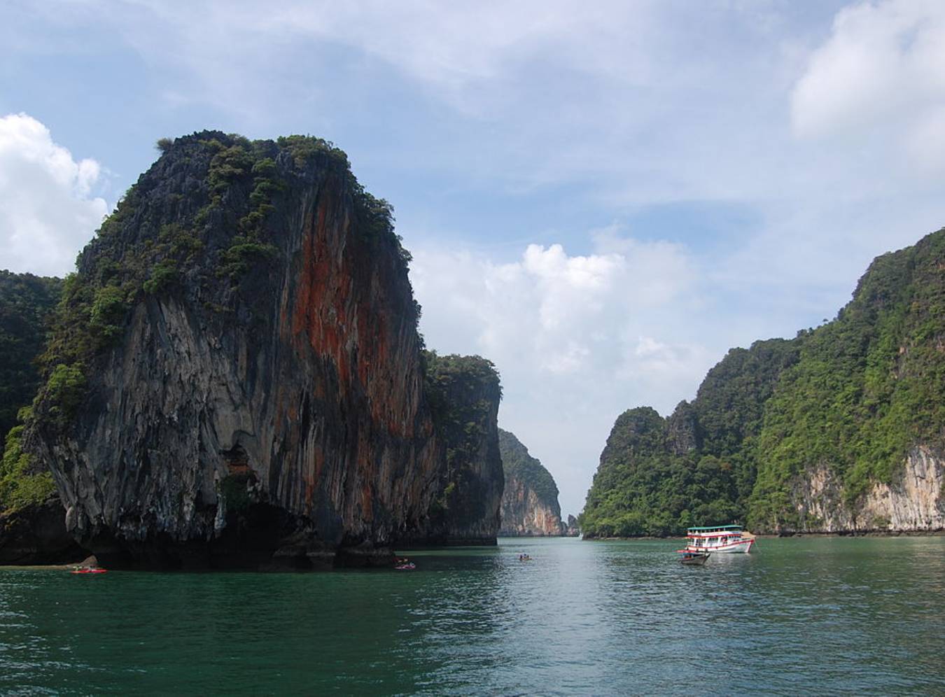 A History Enthusiast’s Trip to Phuket: Discovering the Island’s Cultural Culture