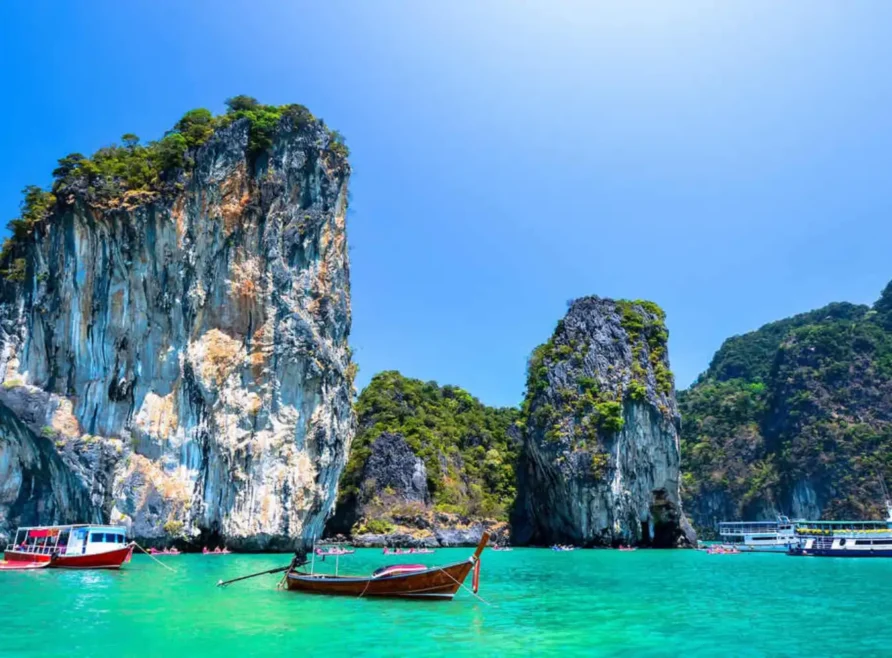 A 24-Hour Guide to an Ideal Day in Phuket