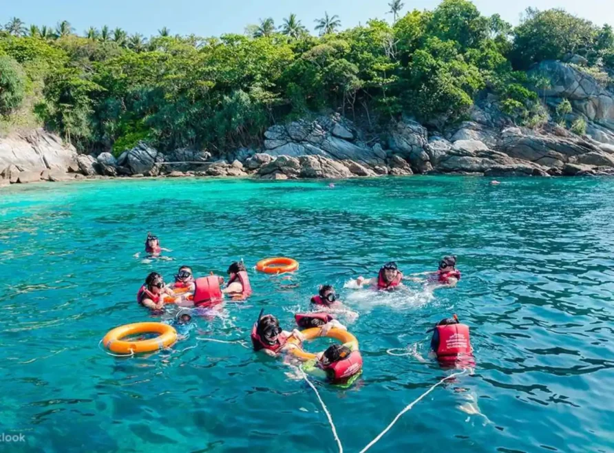 Best Beginner-Friendly Snorkeling Locations Near Phuket